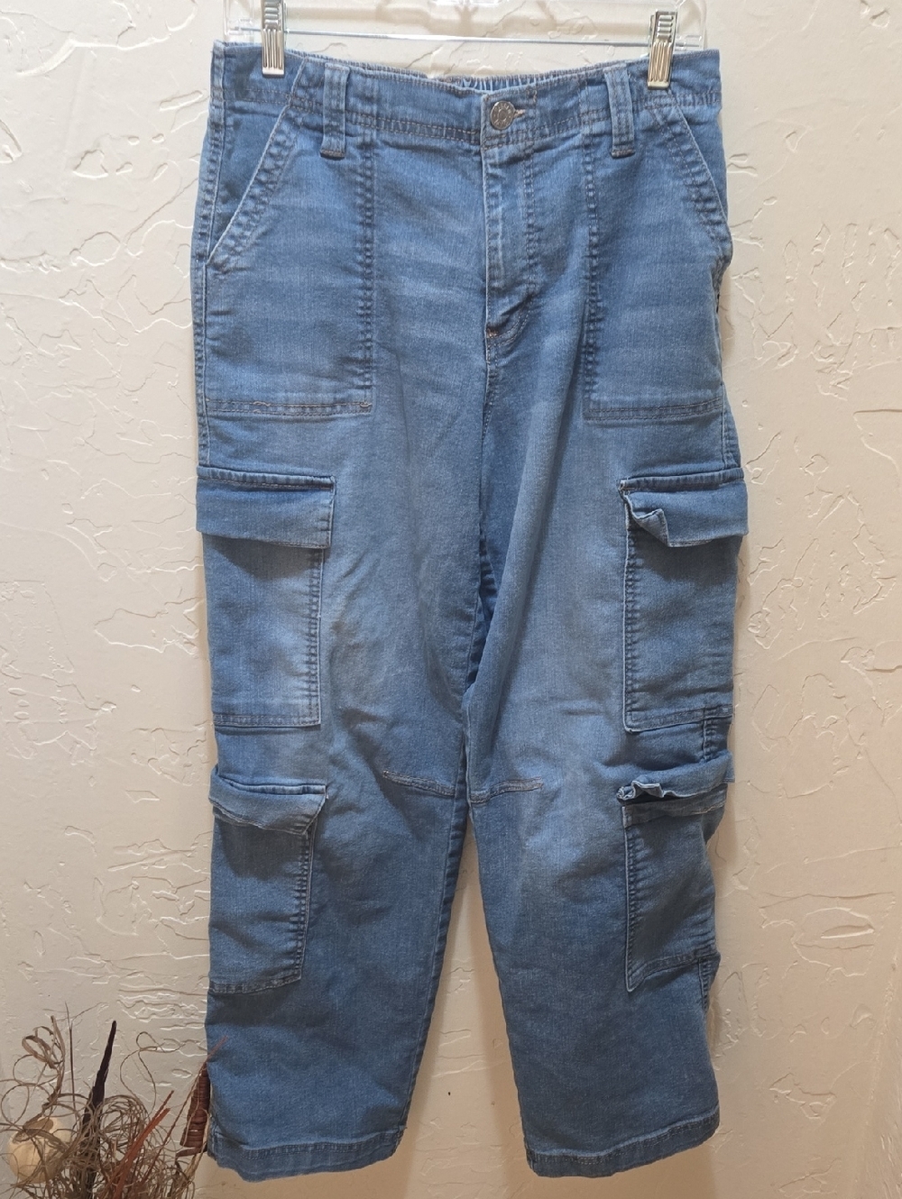 Light Blue Wide-Leg Cargo Jeans for Women